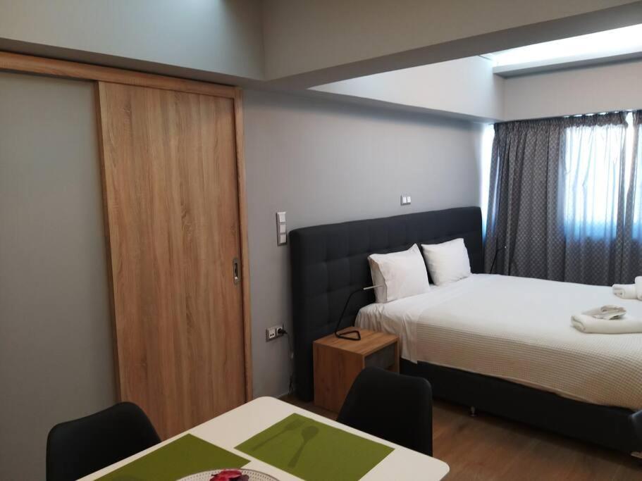 Apartmán Urban House Aiolou Atény Exteriér fotografie