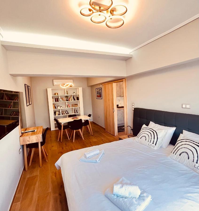 Apartmán Urban House Aiolou Atény Exteriér fotografie